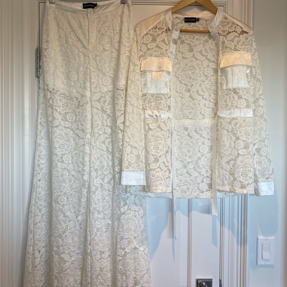 Pretty little thing sheer lace top pants Sz4